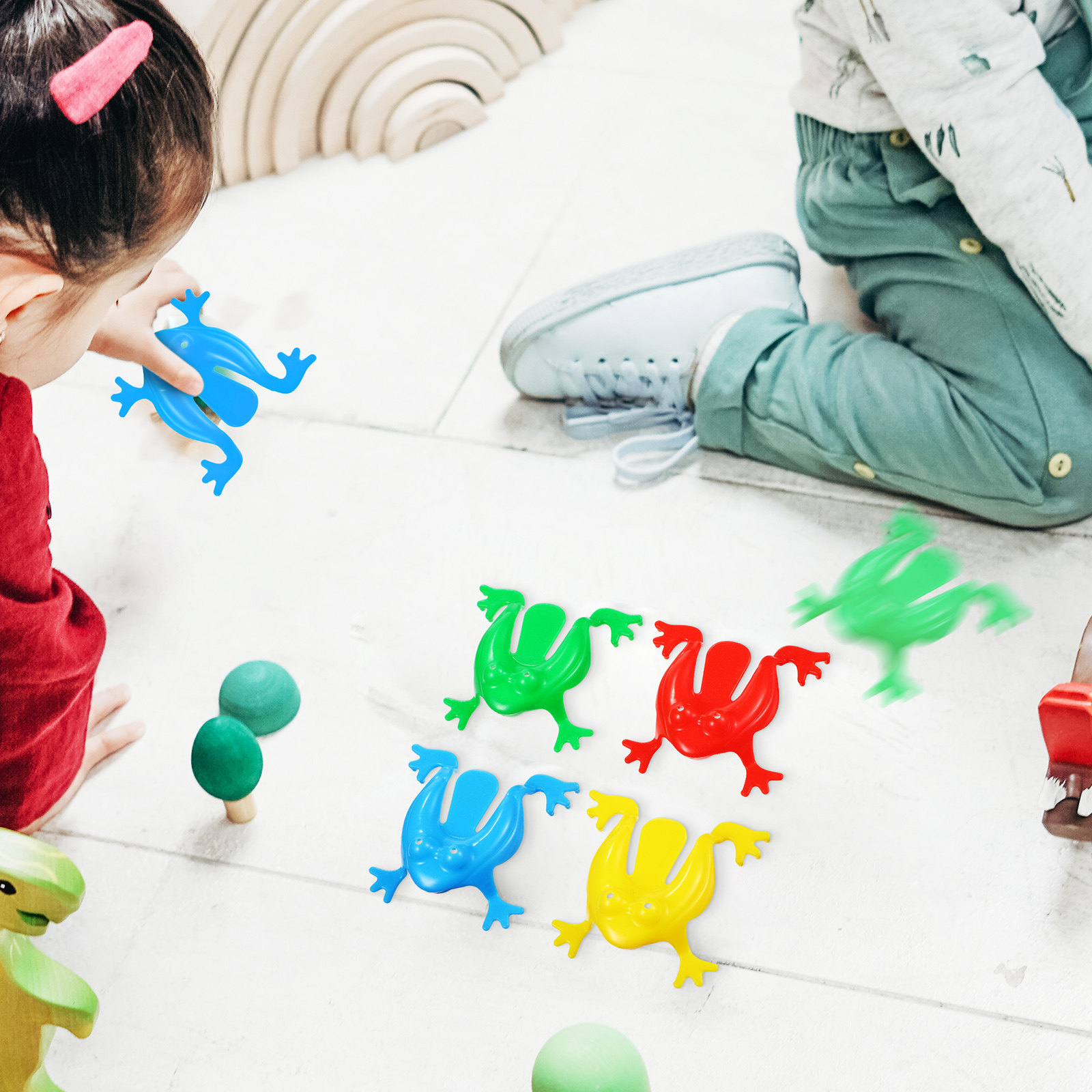 16個入りジャンプフロッグ、アソートカラー、春の楽しい動物の - Kids Outdoor Jumping のレビューと価格