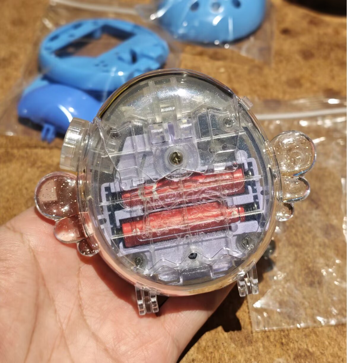 たまごっちパラダイス用ファンタジーウィングスタイルケース - - Bandai Model Tamagotchi のレビューと価格