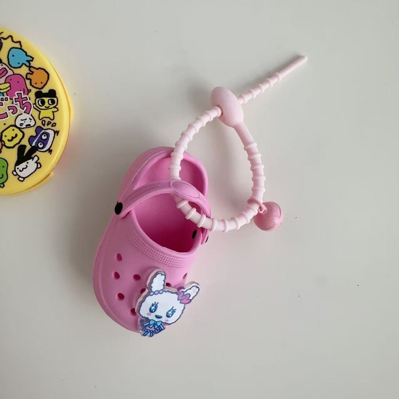 新しいクリエイティブなバンダイたまごっちシューズキーホルダー - Bandai Model Tamagotchi のレビューと価格